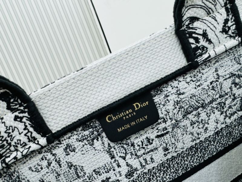 Christian Dior Shopping Bags